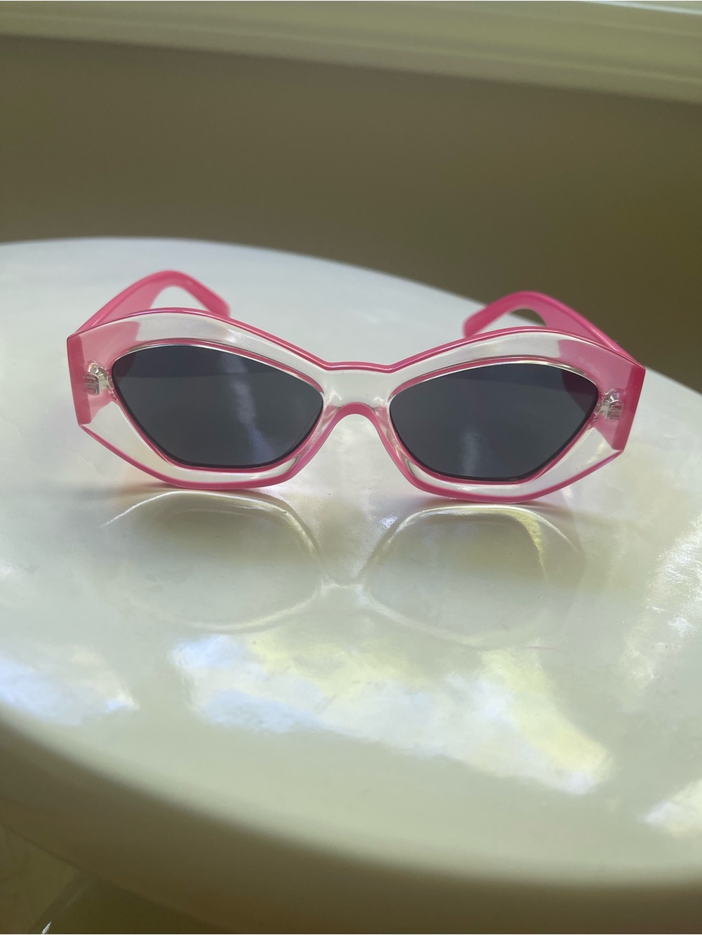Le Specs “The Ginchiest” Sunglasses in Pink